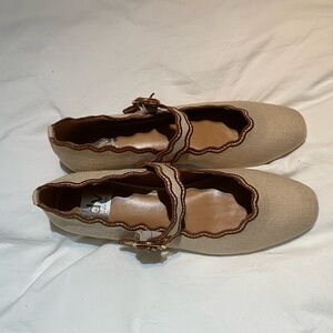 Dolce Vita Elegant Beige Mary Jane Flats NWOT